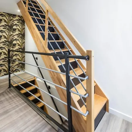 Desiree Cosy Et 1 Er Etage * Reims