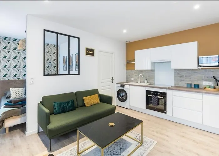 Desiree Cosy Et 1 Er Etage Lägenhet Reims